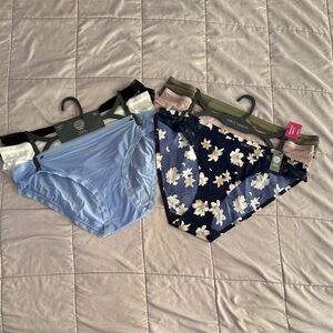 Vince Camuto Floral and Solid Panties Sets - 6 pairs f XL NWT